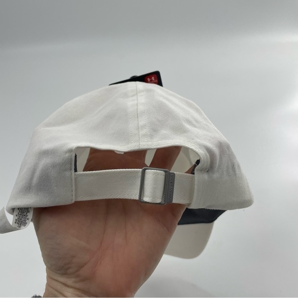 UNDER ARMOUR Women Free Fit White Embroidered "USA" Baseball Golf Tennis Cap NWT - Picture 6 of 8